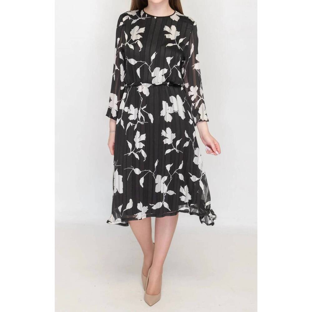 NEW KMW cinched waist dress in black